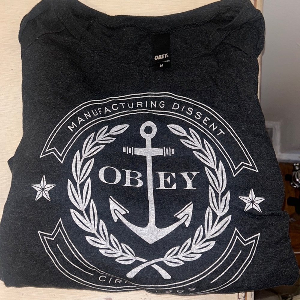 OBEY DARK GRAY CREW NECK